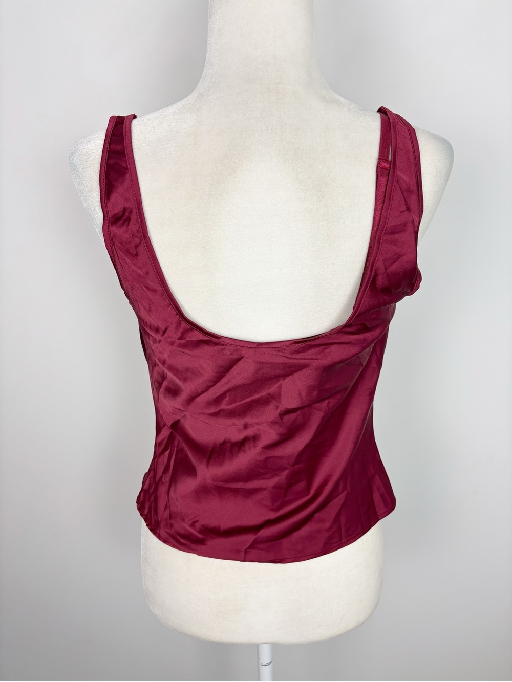 LIONESS Delilah Top in Burgundy Size M - Picture 6 of 13